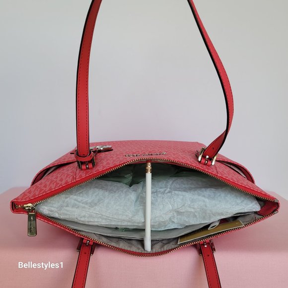 MICHAEL KORS Jet Set East West Top-Zip Signature Logo Tote Bag- Geranium color⭐ - Picture 11 of 16